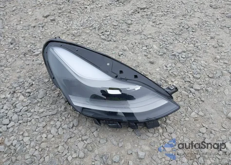 2023 Tesla Model 3 Rear-Wheel Drive from USA, damaged, VIN 5YJ3E1EAXPF611882